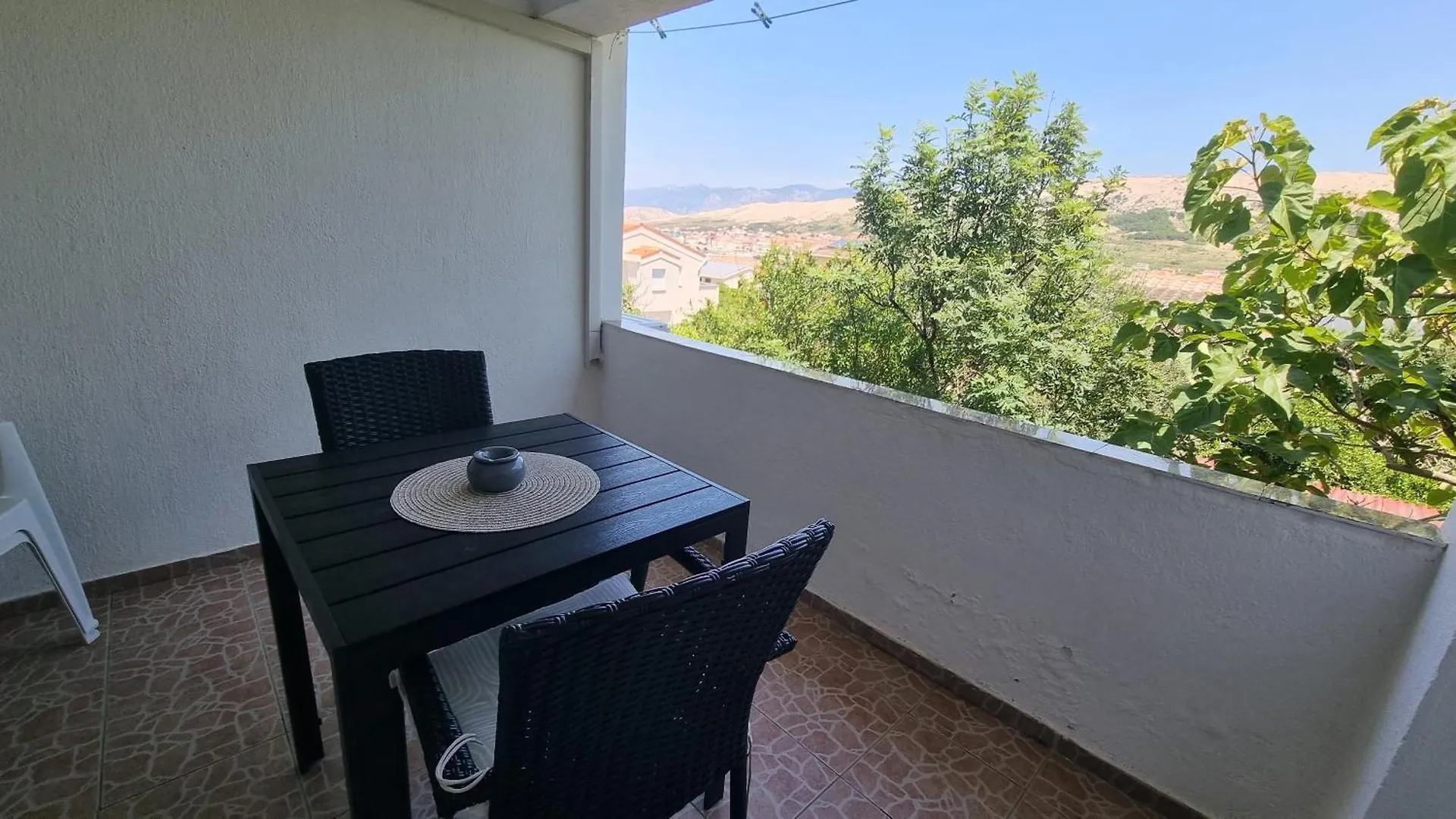 Apartments Seso باغ 0*,